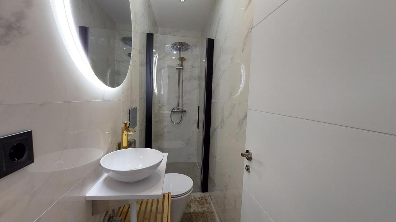 New Boho Home With Balcony, Private Garden And Communal Pool Nerja Ngoại thất bức ảnh