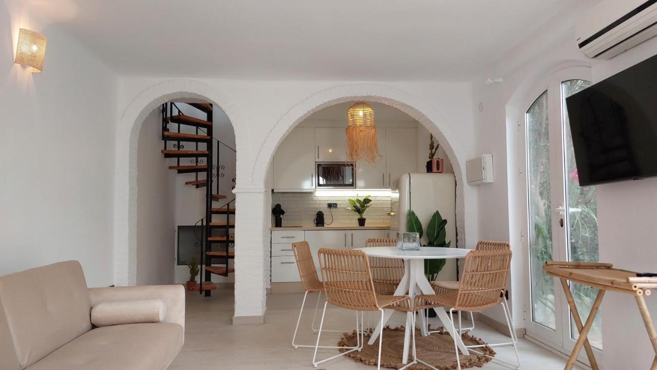 New Boho Home With Balcony, Private Garden And Communal Pool Nerja Ngoại thất bức ảnh