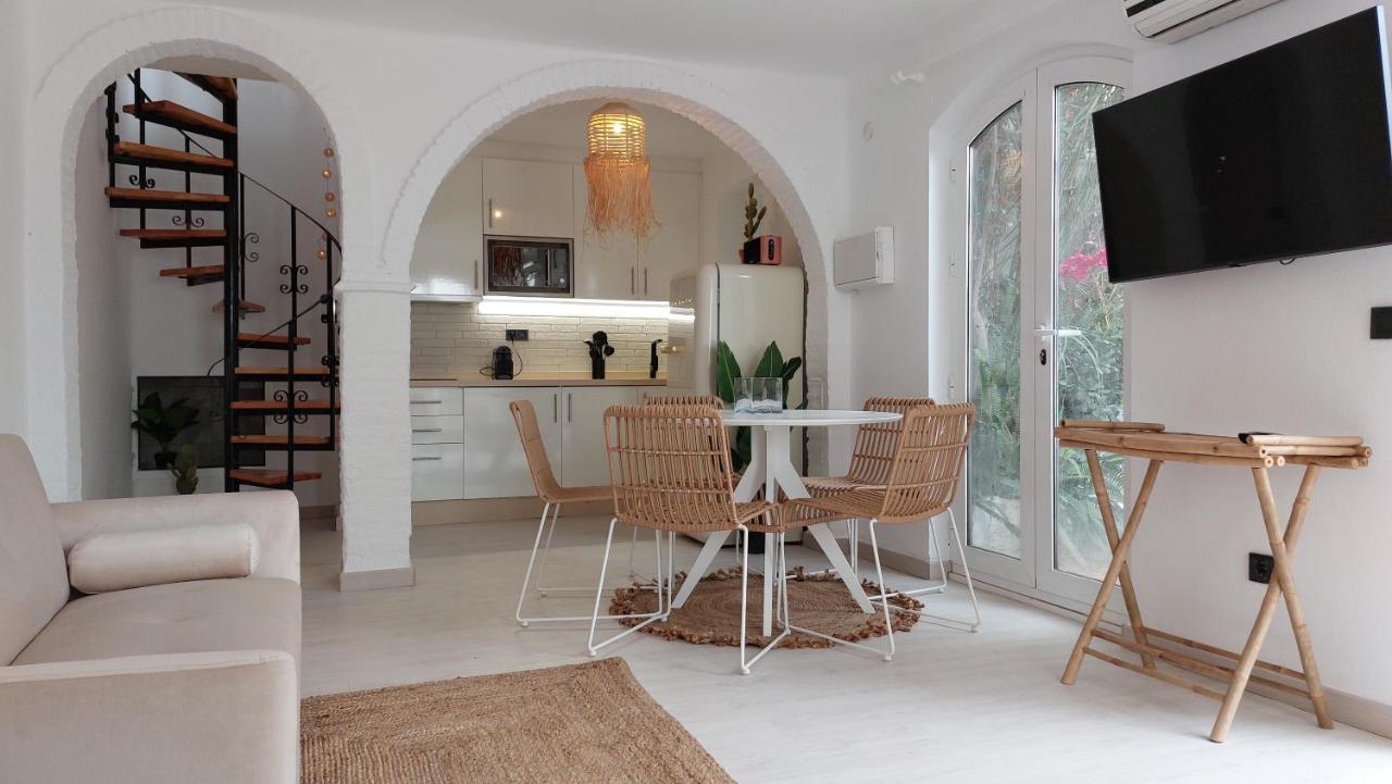 New Boho Home With Balcony, Private Garden And Communal Pool Nerja Ngoại thất bức ảnh